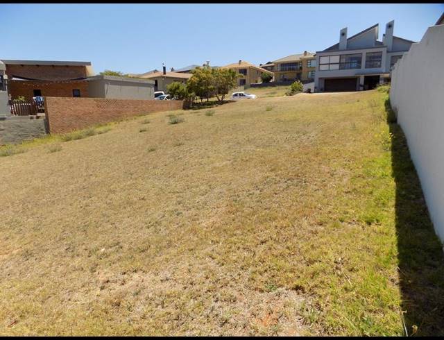 LAND FOR SALE IN MONTE CHRISTO